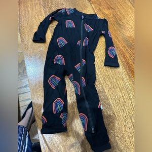 Kyte baby rust rainbows 6-12